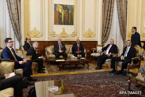 The leader of the majority of German Parliament, Volker Cawdor, meets with Egyptian parliament in Cairo, Egypt, on April 07, 2016. Photo by Stranger