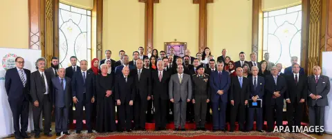 Egyptian President Abdel Fattah al-Sisi meets with representatives of Egyptian society in Cairo, Egypt, on April 13, 2016. Photo by Egyptian President Office