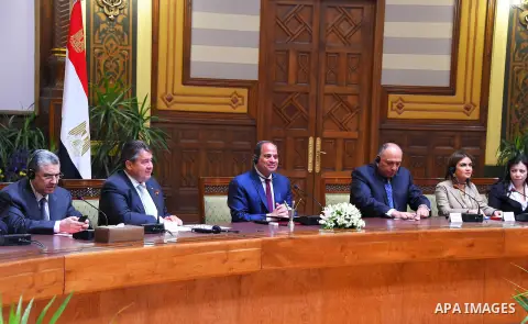 Egyptian President Abdel Fattah al-Sisi speaks during a meeting with German economy minister Sigmar Gabriel and German business delegates in the presidential palace of Cairo, Egypt, on April 17, 2016. Along with a busine...