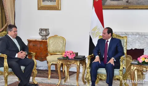 Egyptian President Abdel Fattah al-Sisi meets with German economy minister Sigmar Gabriel in the presidential palace of Cairo, Egypt, on April 17, 2016. Along with a business delegation, Gabriel is visiting Egypt and Mor...