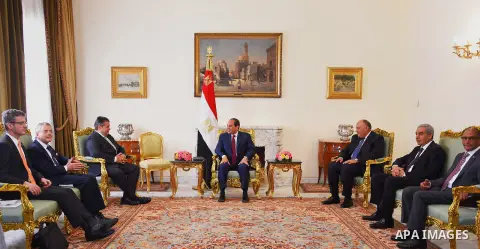 Egyptian President Abdel Fattah al-Sisi meets with German economy minister Sigmar Gabriel in the presidential palace of Cairo, Egypt, on April 17, 2016. Along with a business delegation, Gabriel is visiting Egypt and Mor...