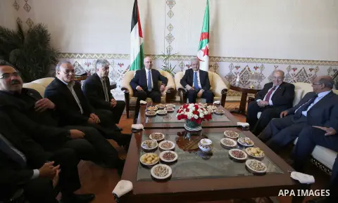 Palestinian Prime Minister Rami Hamdallah, during his visit to Algeria 17 April 2016. Photo by Prime Minister Office