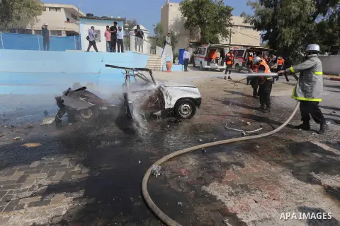 Palestinian emergency personnel take part in a drill , in Gaza City, on April 19, 2016. Photo by Mohammed Asad