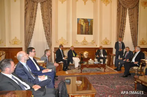 Speaker of Egypt's parliament, Ali Abdel-Al, meets with German delegation at the parliament headquarters in Cairo, April 20, 2016. Photo by Stringer