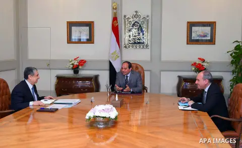 Egyptian President Abdel Fattah al-Sisi meets with Mohammed Shaker Almraqbi Minister of Electricity and Renewable Energy in Cairo, Egypt, April 26, 2016. Photo by Egyptian President Office