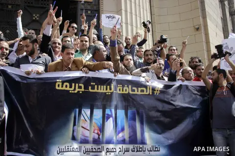 Egyptian Journalists take part during a protest against the restriction of press freedom and to demand the release of detained journalists, in Cairo, Egypt, on April 28, 2016. Photo by Amr Sayed