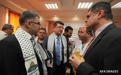 Turkish Consul, Mustafa Sarnic with Gerald Rockenschaub, Head of the WHO office in the occupied Palestinian territories visit al-Shifa hospital in Gaza City, on May 30, 2016. Photo by Ashraf Amra