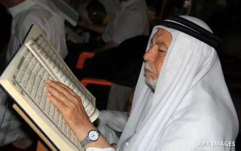 Palestinians Muslims read holy Koran, Islam's holy book at al-Aqsa mosque, in Jerusalem's old city on June 6, 2016 on the first day of the Ramadan,. More than 1.5 billion Muslims around the world will start to celebrate...