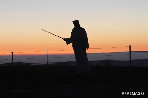 Members of the Samaritan sect take part in a traditional pilgrimage marking the holiday of Shavuot, atop Mount Gerizim near the West Bank city of Nablus early June 12, 2016. Photo by Nedal Eshtayah