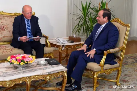 Egyptian President Abdel Fattah al-Sisi meets with Portuguese Foreign Minister, in Cairo, Egypt, on June 13, 2016. Photo by Egyptian President Office