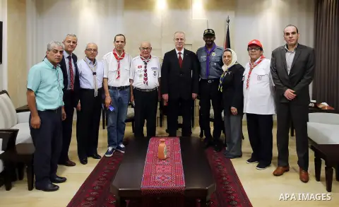 Palestinian Prime Minister Rami Hamdallah meets with Secretary General of the organization of Arab Scout, Atif Abdel Mageed, in the West Bank city of Ramallah, on June 23, 2016. Photo by Prime Minister Office