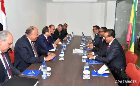 Egyptian President Abdel Fattah al-Sisi meets with Ethiopian Prime Minister Hailemariam Desalegn, in Kigali, Rwanda, on July 18, 2016. Photo by Egyptian President Office