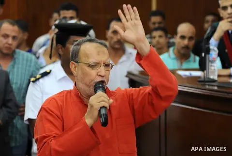 An Egyptian Muslim Brotherhood defendant speaks to judges during his trial in a case known in media as "Rabaa Operations Room", in Cairo, on Aug. 09, 2016. Photo by Amr Sayed