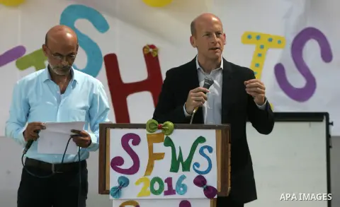 Deputy Director of UNRWA operations in the Gaza Strip, David de Bold attends the closing ceremony of 2016 summer fun week organised by the United Nations Relief and Works Agency (UNRWA), in Rafah in the southern Gaza str...