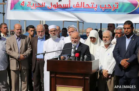 Deputy Speaker of the Legislative Council, Ahmed Bahar speaks during a press conference in the port of Gaza city, on October 6, 2016. Photo by Mohammed Asad