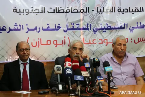 Palestinian Fatah leader, Ibrahim Abu al-Naja speaks during a press conference in Gaza city on October 16, 2016. Photo by Mohammed Asad