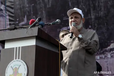 Senior Hamas leader Mahmoud al-Zahar gives a speech during a rally marking the 29th anniversary of the foundation of the Islamic Jihad movement in Gaza City October 21, 2016. Photo by Abed Rahim Khatib
