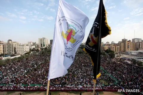 Palestinians attend a rally marking the 29th anniversary of the foundation of the Islamic Jihad movement in Gaza City October 21, 2016. Photo by Ashraf Amra