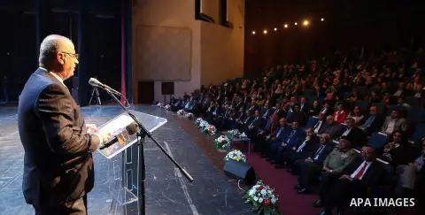 Palestinian Prime Minister Rami Hamdallah speaks during the opening of 15th international conference of Skin doctors, in the West Bank city of Ramallah, on Nov. 08, 2016. Photo by Prime Minister Office