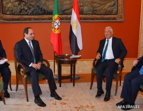 Egyptian President Abdel Fattah al-Sisi meets with Portugal's Prime Minister Antonio Costa at Necessidades Palace, Lisbon, Portugal, 21 November 2016. Photo by Egyptian President Office