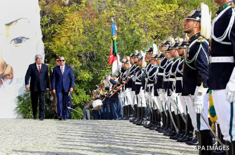 Speaker of the Portuguese Parliament Eduardo Ferro Rodrigues and Egyptian President Abdel Fattah al-Sisi review an honor guard during his visit to Portuguese Parliament in Lisbon, Portugal, 22 November 2016. Photo by Egy...
