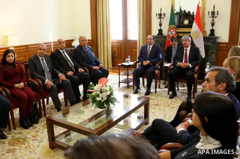 Speaker of the Portuguese Parliament Eduardo Ferro Rodrigues meets with Egyptian President Abdel Fattah al-Sisi at Portuguese Parliament in Lisbon, Portugal, 22 November 2016. Photo by Egyptian President Office