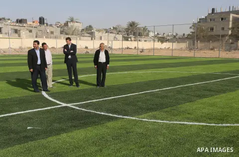 Alexander Gross, the development of FIFA's program in Asia director attends the inauguration ceremony of play field in Gaza city, on Nov. 23, 2016. Photo by Mohammed Asad