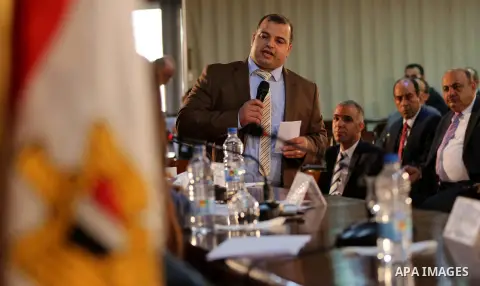 Palestinian and Egyptian Journalists attend a meeting about media and Palestinian society in Cairo, Egypt, on Nov. 23.2016. Photo by Yasser Qudih