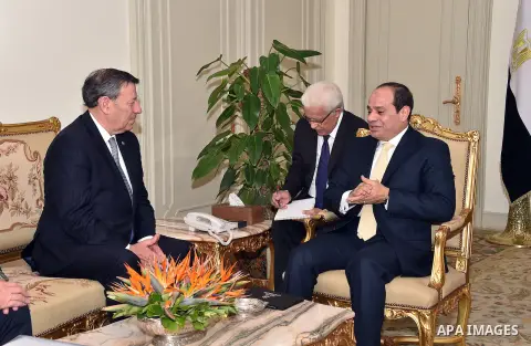 Egyptian President Abdel Fattah al-Sisi meets with Uruguayan Foreign Minister Rodolfo Nin Novoa, in Cairo, Egypt, on Nov. 29, 2016. Photo by Egyptian President Office
