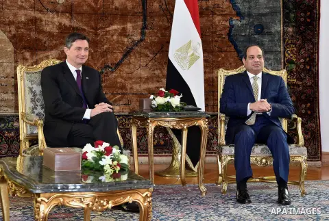 Egyptian President Abdel Fattah al-Sisi meets with Slovenian President Borut Pahor, in Cairo, Egypt, on December 05, 2016. Photo by Egyptian President Office