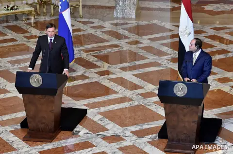 Egyptian President Abdel Fattah al-Sisi and Slovenian President Borut Pahor, attend a joint press conference following a meeting in Cairo, Egypt, on December 05, 2016. Photo by Egyptian President Office