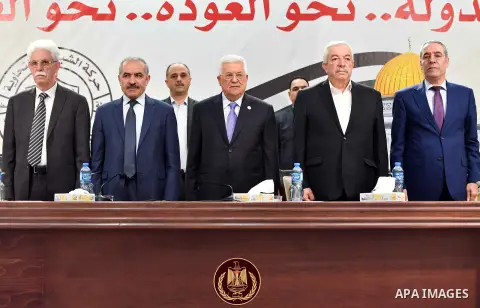 Palestinian President Mahmoud Abbas meets with members of Fatah movement youth, in the West Bank city of Ramallah, June 15, 2019. Photo by Thaer Ganaim