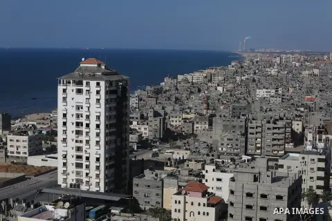 A picture taken on March 26, 2017 shows Gaza city after the Islamist movement shut Erez border crossing and all borders, including its western sea border after blaming the Jewish state for the assassination of one of its...