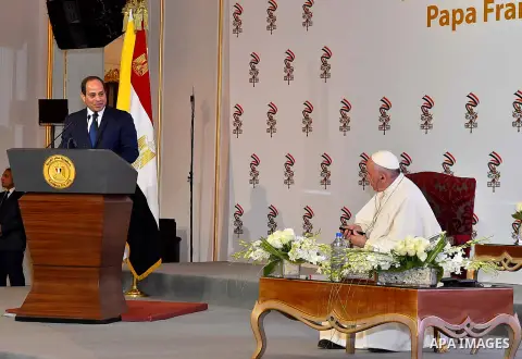 Egyptian President Abdel Fattah al-Sisi delivers a speech during a meeting with Pope Francis in Cairo on April 28, 2017. Francis, who started a two-day visit, has said he hoped his trip would contribute to dialogue with...