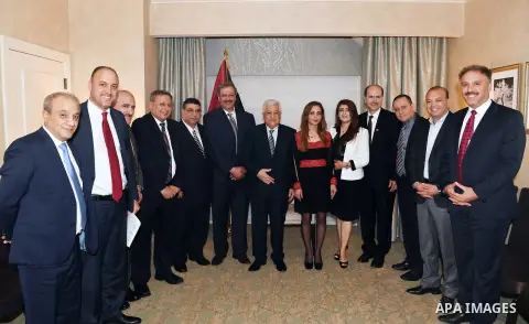 Palestinian President Mahmoud Abbas meets with Members of Fatah movement, in Washington, United States, on May 2, 2017. Photo by Thaer Ganaim