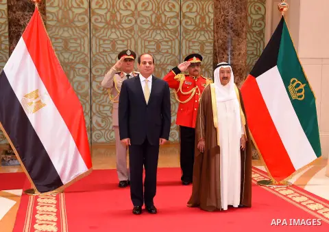 Emir of Kuwait Sheikh Sabah al-Ahmad al-Jaber al-Sabah receives Egyptian President Abdel Fattah al-Sisi in Kuwait City on May 07, 2017. Photo by Egyptian President Office