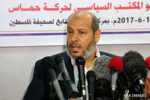 Senior Hamas leader Khalil al-Hayah speaks during a press conference in Gaza city on June 18, 2017. Photo by Mohammed Asad