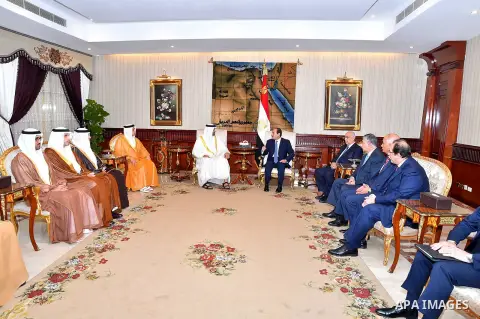 Egyptian President Abdel Fattah al-Sis meets with Abu Dhabi Crown Prince Sheikh Mohammed bin Zayed al-Nahyan after he arrives, in Cairo, Egypt on June 19, 2017. Photo by Egyptian President Office