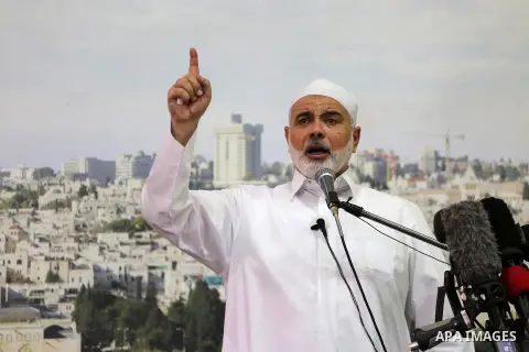 Hamas Chief Ismail Haniyeh gives a speech during Friday prayer at the al-Omari mosque in Gaza city on July 21, 2017. Photo by Mohammed Asad