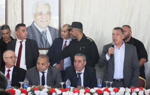 Palestinian Prime Minister Rami Hamdallah meets with Hamas' overall leader Ismail Haniya and Egyptian mediatoer in Gaza city on October 2, 2017. Palestinian prime minister Rami Hamdallah arrived in Gaza for his first vis...