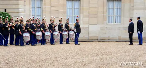 Egypt's President Abdel Fattah al-Sisi reviews the guard of honour upon his arrival at the Elysee Palace in Paris, on October 24, 2017 ahead of a meeting with French President Emmanuel Macron. Photo by Egyptian President...