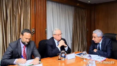 Egypt's Minister of Trade and Industry Tarek Qabil meets with Italian Ambassador Giampaolo Cantini, in Cairo, Egypt, on November 16, 2017. Photo by Amr Sayed