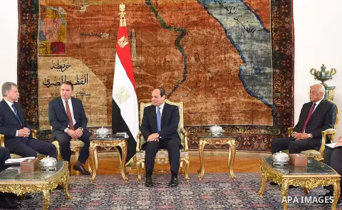 Egyptian President Abdel-Fattah al-Sisi meets with President of the Hungarian Parliament Laszlo Kover, in Cairo, Egypt, on November 16, 2017. Photo by Egyptian President Office
