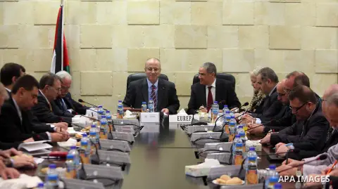 Palestinian Prime Minister, Rami Hamdallah, meets with Consuls, ambassadors and representatives of the European Union, in the West bank city of Ramallah, on December 6 , 2017. Photo by Prime Minister Office