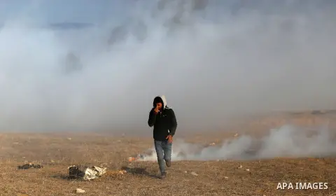 Palestinian protesters clash with Israeli forces, in Khan Younis in the southern Gaza Strip, on December 15, 2017. Thousands of Palestinians protested again in Jerusalem against US President Donald Trump's decision to re...