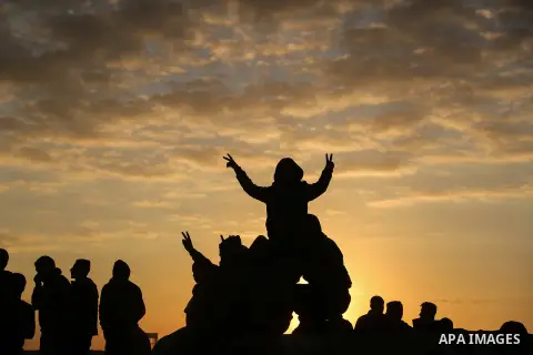 Palestinian protesters clash with Israeli security forces near the border fence with Israel, east of Gaza City on December 15, 2017 as demonstrations continue over US President Donald Trump's declaration of Jerusalem as...