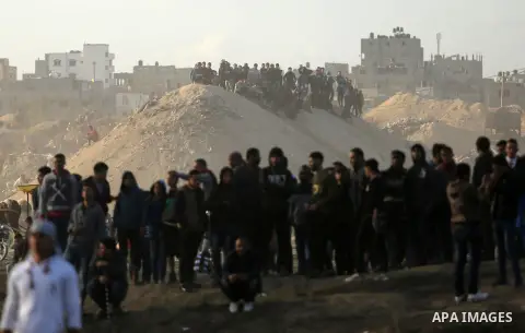 Palestinian protesters clash with Israeli security forces near the border fence with Israel, east of Gaza City on December 15, 2017 as demonstrations continue over US President Donald Trump's declaration of Jerusalem as...
