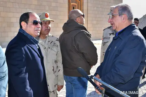 Egyptian President Abdel Fattah al-Sisi inspects the project of the Royal Plateau in Cairo, Egypt, on Feb. 02, 2018. Photo by Egyptian President Office