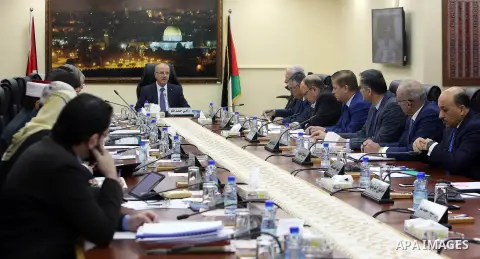Palestinian Prime Minister, Rami Hamdallah, chairs a meeting of minister council, in the West bank city of Ramallah, on February 6, 2018. Photo by Prime Minister Office