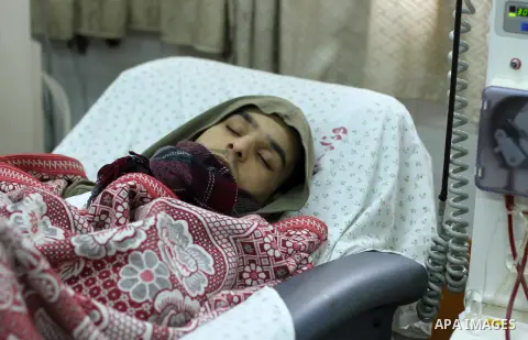 A Palestinian patient undergoes kidney dialysis at al-Shifa hospital in Gaza City on February 12, 2018. Photo by Mahmoud Ajour